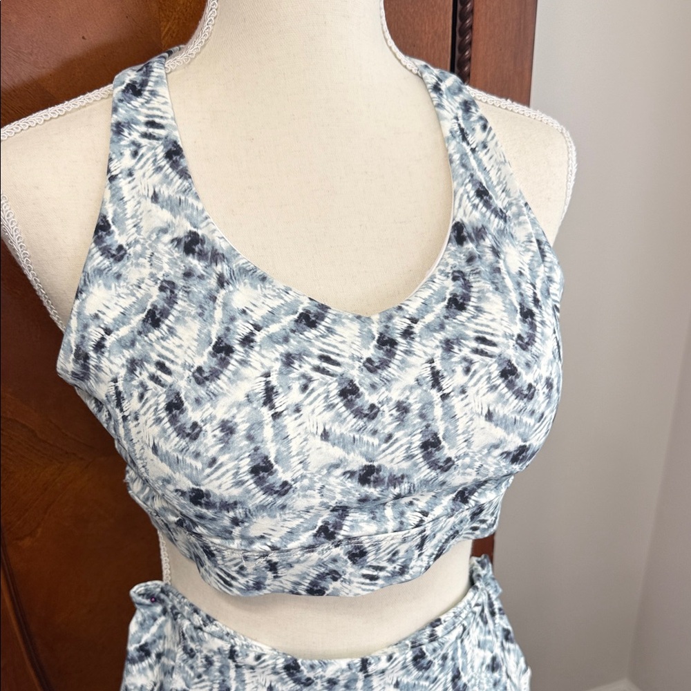 Stylish Women's Printed Two-Piece Set - Picture 3 of 5